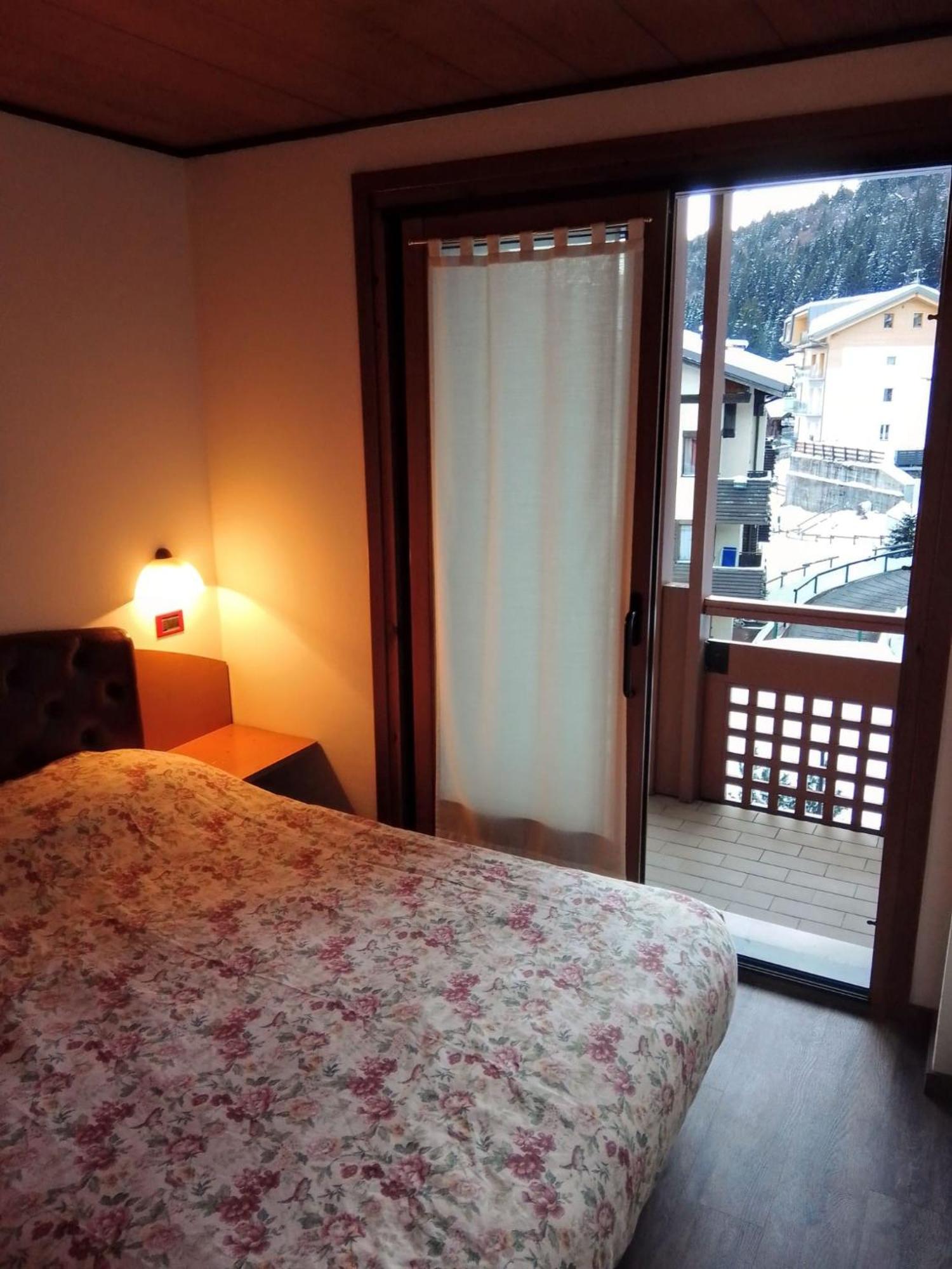 Residence Orsa Maggiore 마돈나 디 캄필리오 객실 사진